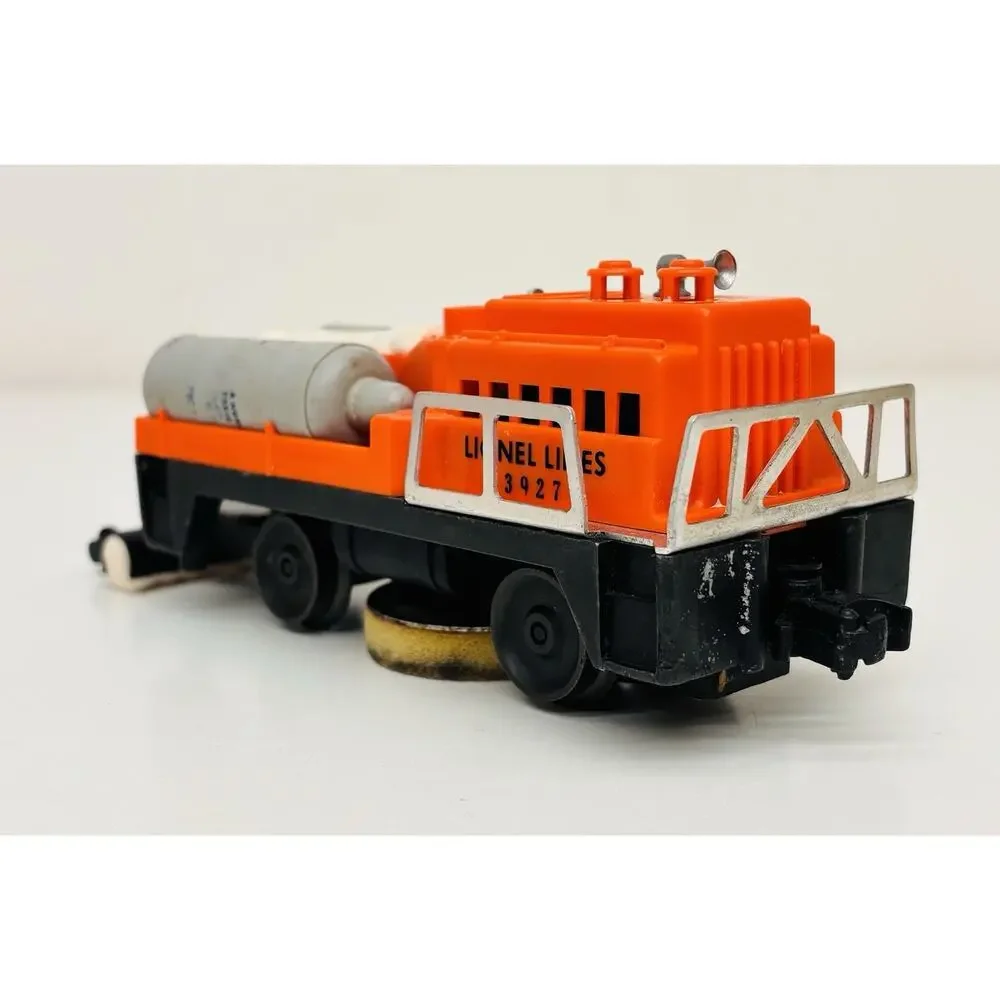 Lionel Postwar Track Cleaning Car 3927 w/ Bottles Instructions Original Box